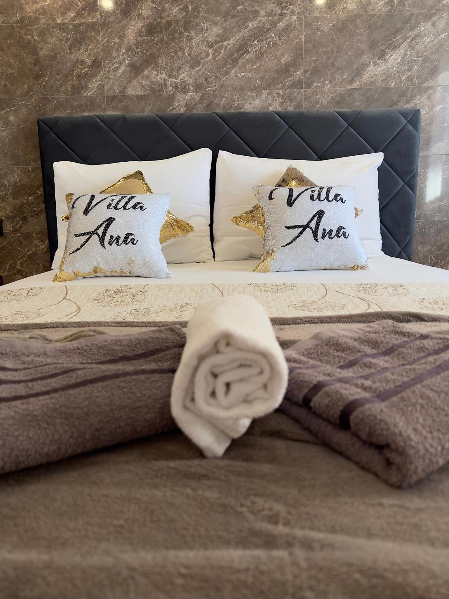 Villa Ana Kaštel Sućurac Eksteriør bilde